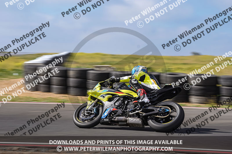 cadwell no limits trackday;cadwell park;cadwell park photographs;cadwell trackday photographs;enduro digital images;event digital images;eventdigitalimages;no limits trackdays;peter wileman photography;racing digital images;snetterton;snetterton no limits trackday;snetterton photographs;snetterton trackday photographs;trackday digital images;trackday photos